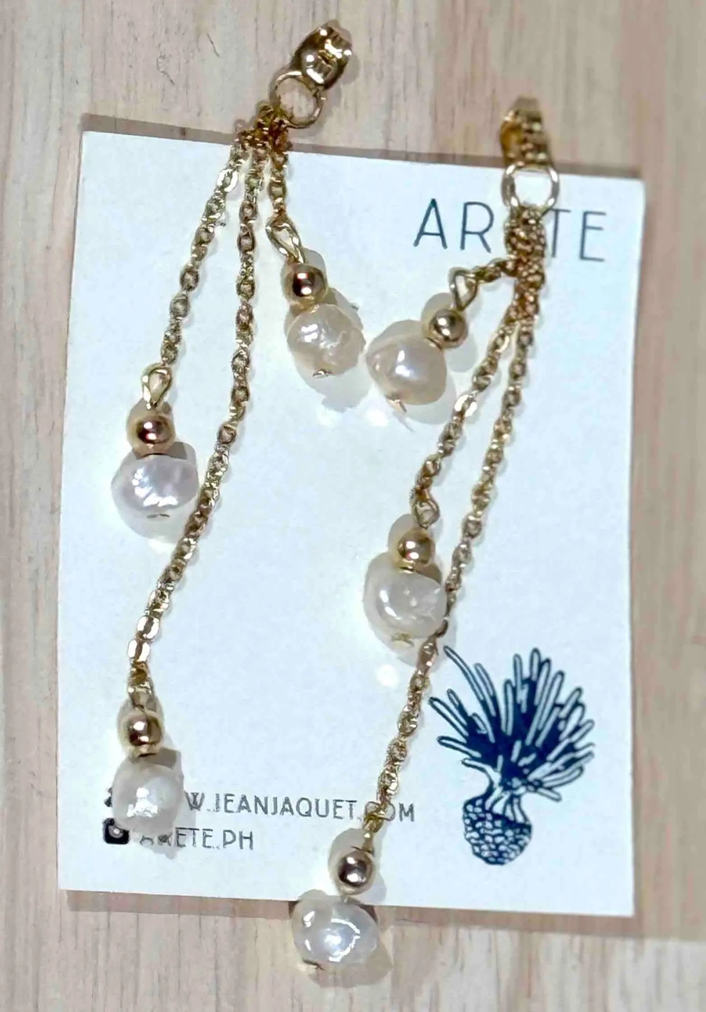 Dangler Pearl Earrings LAST ONE!