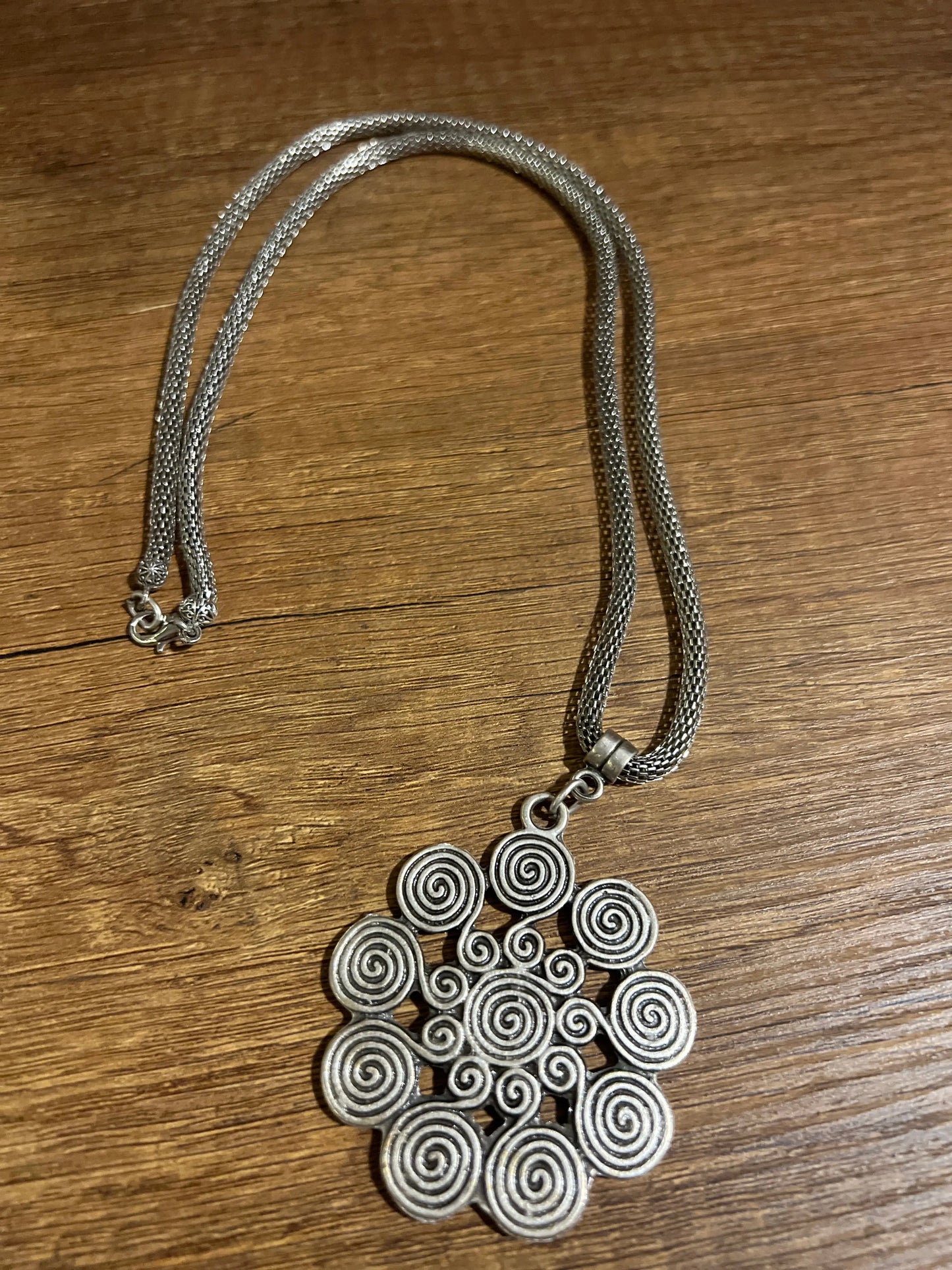Silver Plated Swirling Necklace Hey Bou